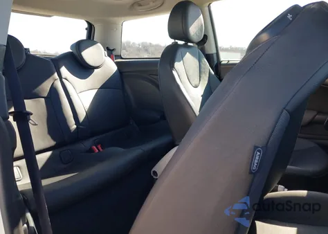 2009 Mini Cooper из США, поврежденный, VIN WMWMF33539TW72670